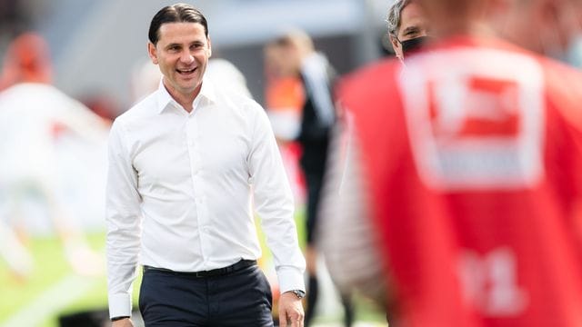 Gastiert mit Leverkusen bei Celtic Glasgow: Bayer-Coach Gerardo Seoane. Gastiert mit Leverkusen bei Celtic Glasgow: Bayer-Coach Gerardo Seoane.