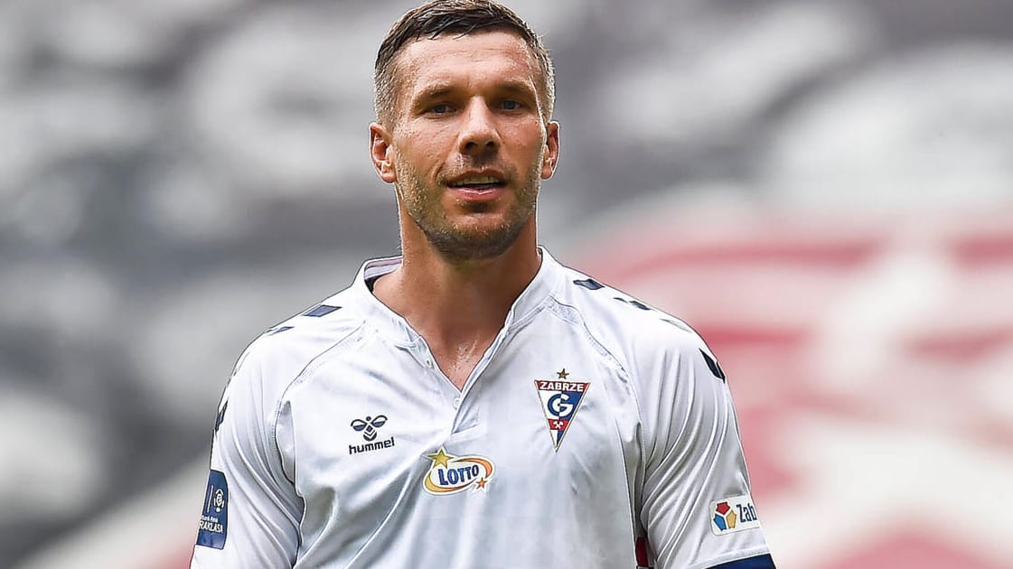 Lukas Podolski: Der Fußballer spielt aktuell für den polnischen Verein Górnik Zabrze.