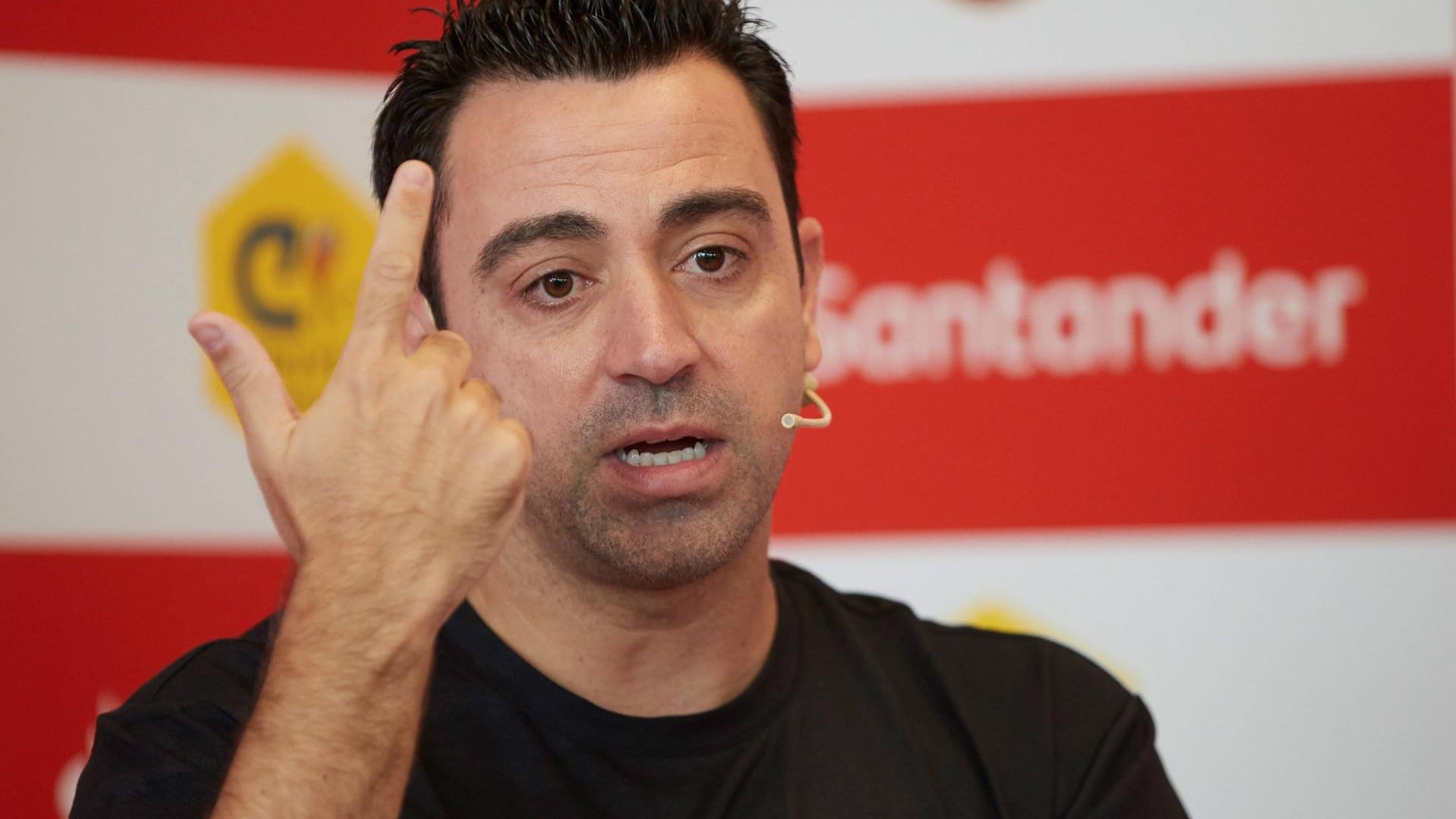 Xavi Hernandez: Die Barca-Legende trainiert aktuell den katarischen Klub Al-Sadd SC in der katarischen Liga – und hat dort noch einen Vertrag bis 2023.