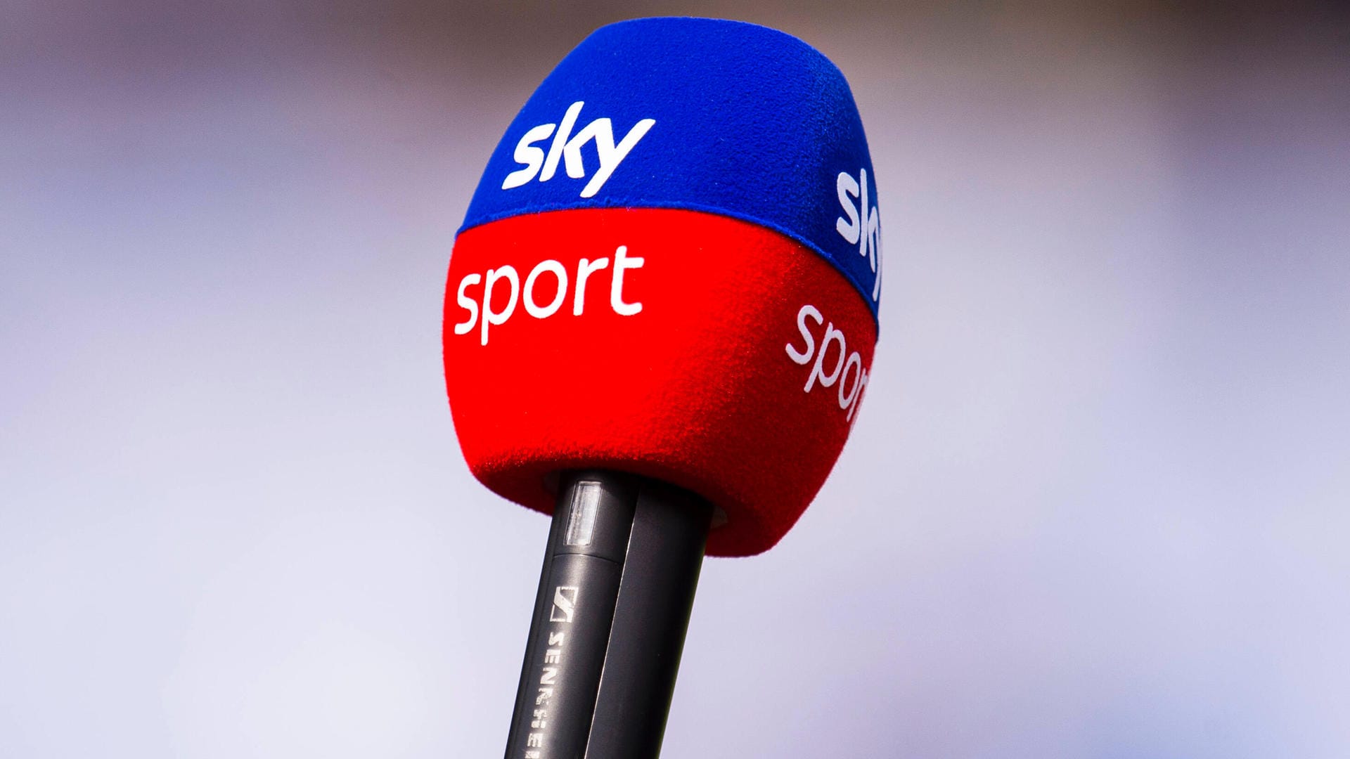 "Sky" is the limit: Der Pay-TV-Sender sicherte sich die Rechte an der NHL.