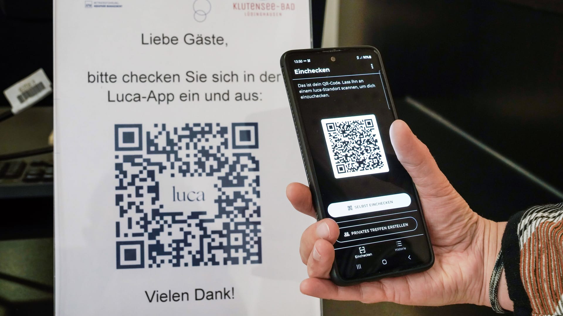 Die Luca-App auf einem Smartphone: Das Programm soll ein umfangreiches Update bekommen.