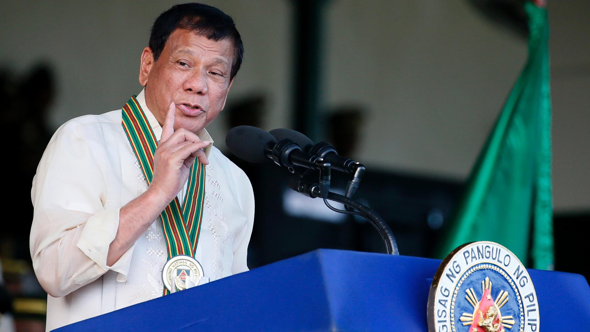 Rodrigo Dutertes Ansprache anlässlich des 120. Geburtstags der philippinischen Armee. Rodrigo Dutertes Ansprache anlässlich des 120. Geburtstags der philippinischen Armee.