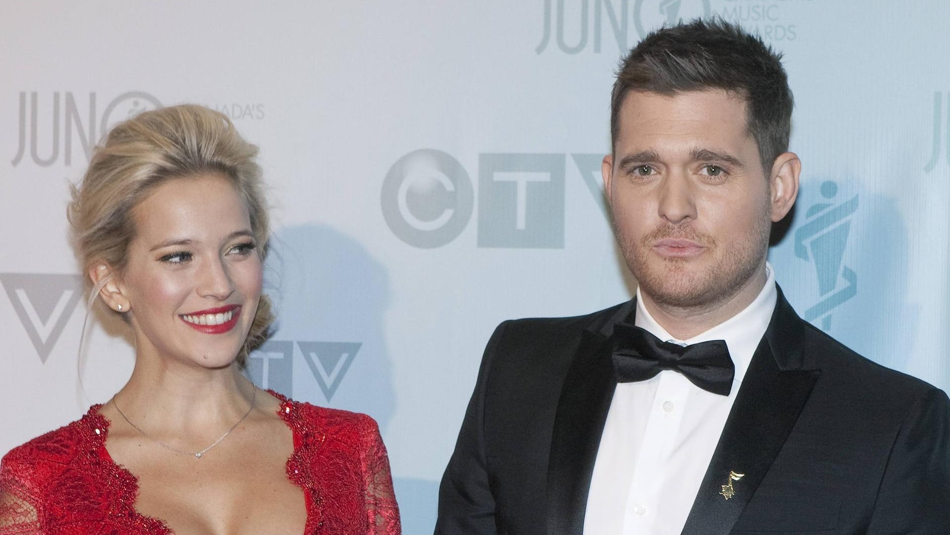 Michael Bublé und seine Frau Luisana Lopilato freuen sich über die Genesung ihres kleinen Sohnes Noah.