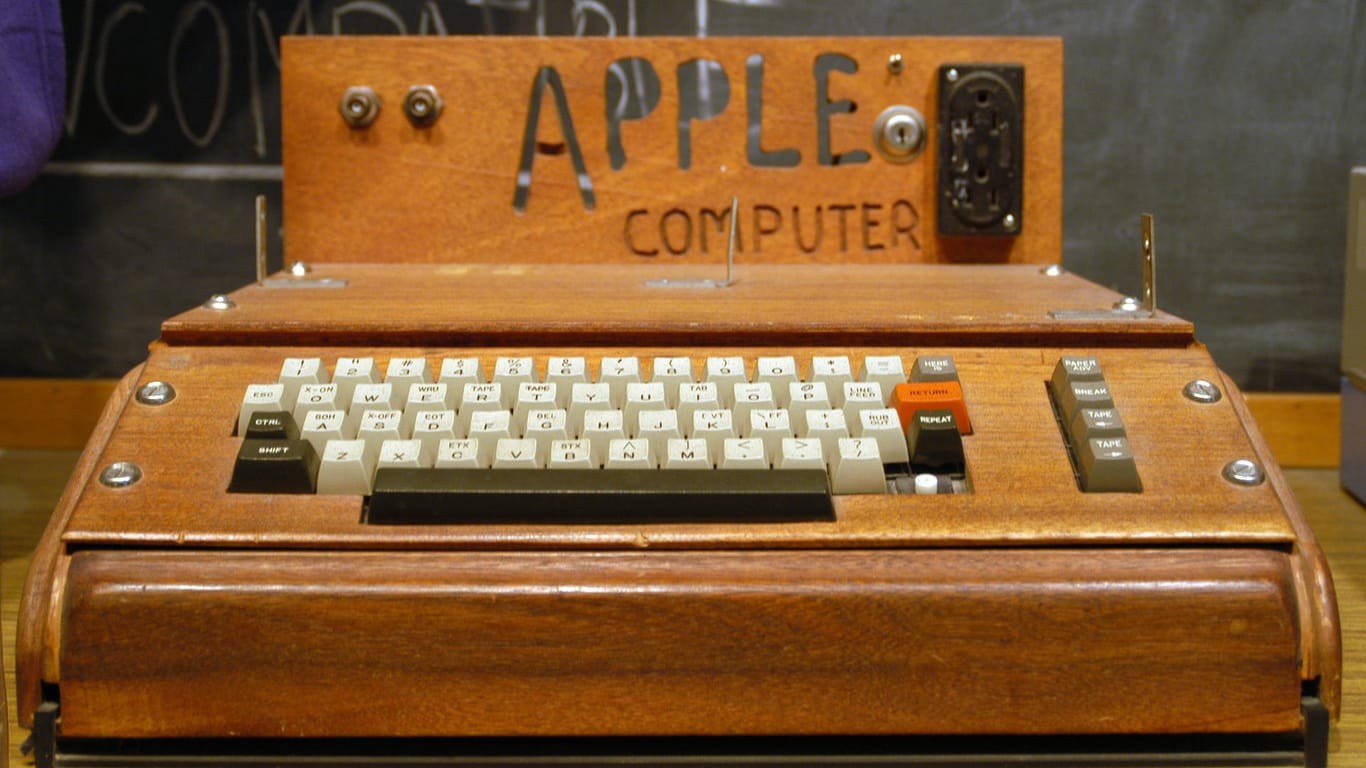 Der erste Apple Rechner wird versteigert