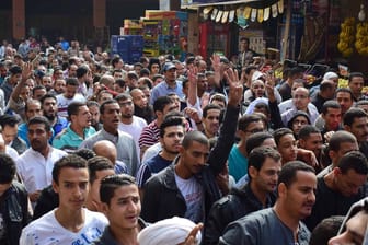 Die Massenproteste gegen den ägyptischen Präsidenten Mohammed Mursi führten zu zahlreichen Anschlägen im Land.