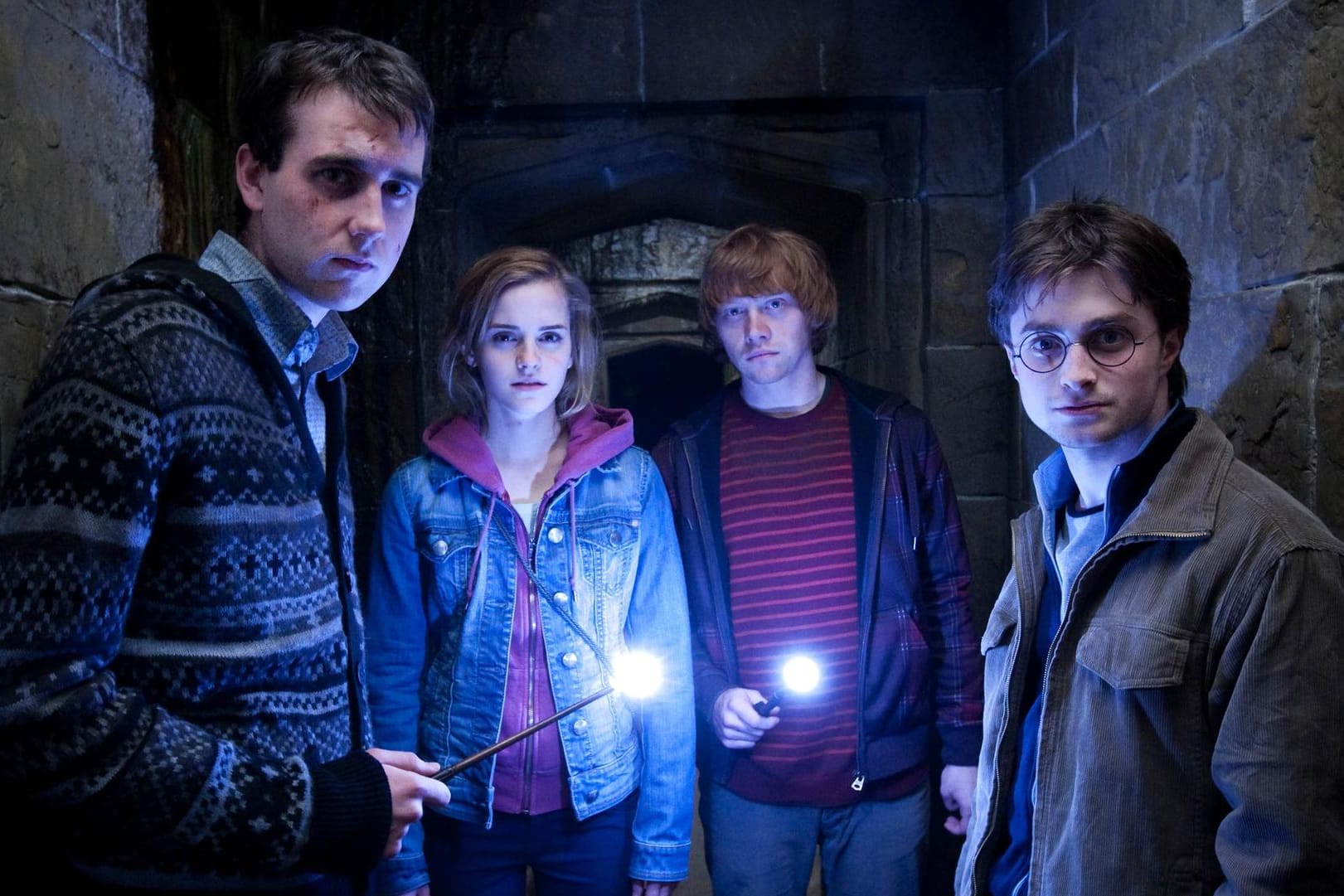 L r MATTHEW LEWIS as Neville Longbottom EMMA WATSON as Hermione Granger RUPERT GRINT as Ron Weas