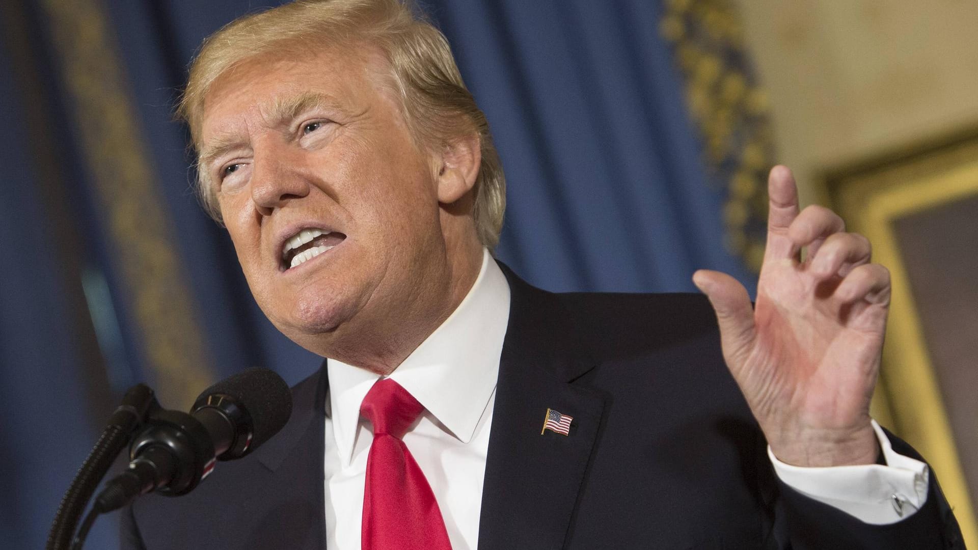 Der Präsident der Vereinigten Staaten von Amerika Donald Trump bei einer Rede Der Präsident der Vereinigten Staaten von Amerika Donald Trump bei einer Rede