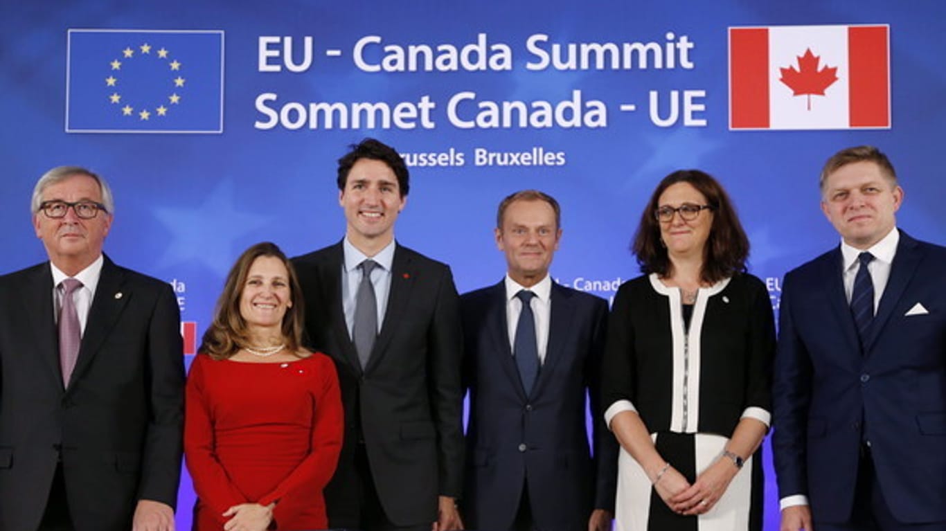 Die EU und Kanada haben das Abkommen des Wirtschaftsabkommens Ceta im Oktober 2016 unterschrieben. (Archivbild)