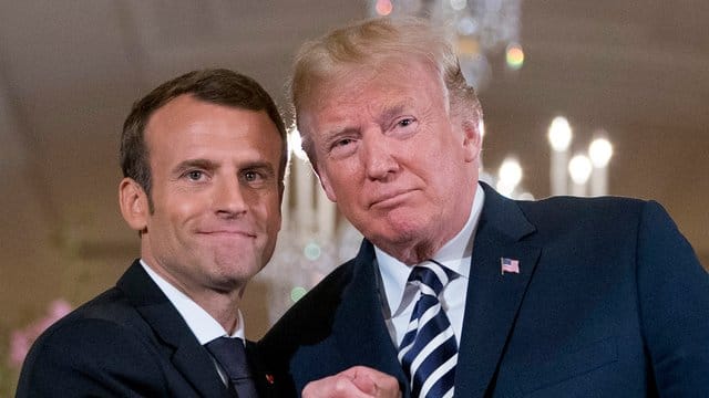 US-Präsident Donald Trump (r) und Frankreichs Staatschef Emmanuel Macron im Weißen Haus in Washington. US-Präsident Donald Trump (r) und Frankreichs Staatschef Emmanuel Macron im Weißen Haus in Washington.