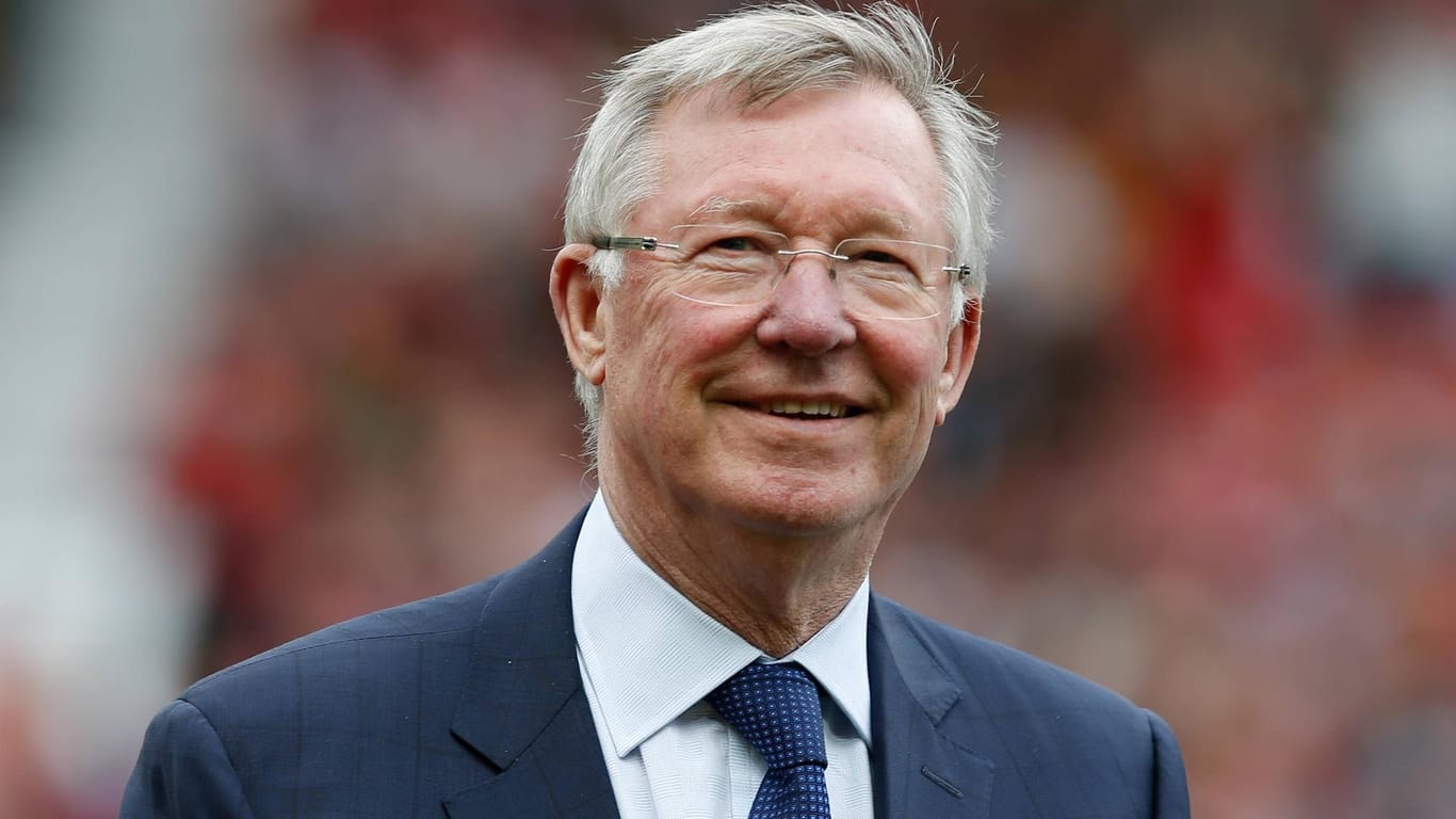Sir Alex Ferguson im Stadion Old Trafford. 27 Jahre lang war er Trainer von Manchester United, gewann selbst in seiner letzten Saison die Meisterschaft.