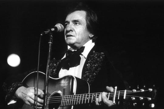 Country-Sänger Johnny Cash 1981 bei einem Konzert in Frankfurt am Main.