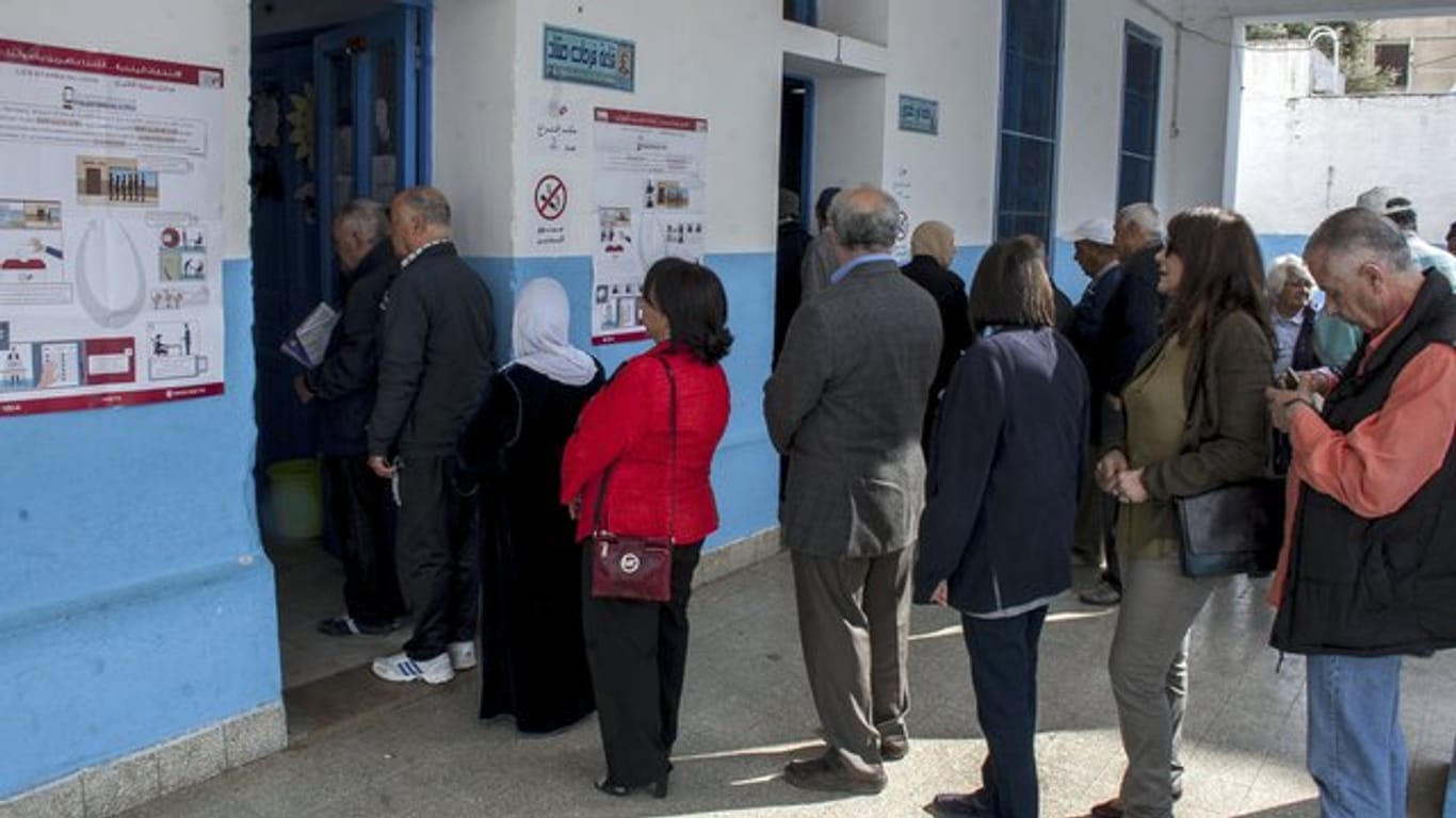 Schlange stehen war meist nicht nötig: Die Beteiligung an der tunesischen Kommunalwahl war niedrig.