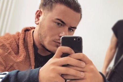 Der YouTuber Leon Machère: er beleidigte Polizisten bei einem öffentlichen Auftritt – erschien aber nicht zur Gerichtsverhandlung.