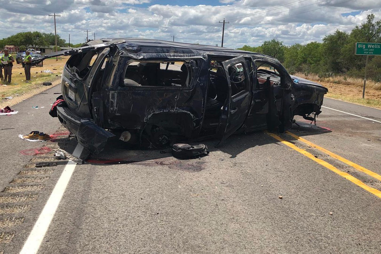 Ein zerstörtes Fahrzeug nach einem Unfall in Texas: Bei einer Verfolgungsjagd im Süden des US-Staates Texas sind am Sonntag mindestens fünf illegale Migranten ums Leben gekommen.