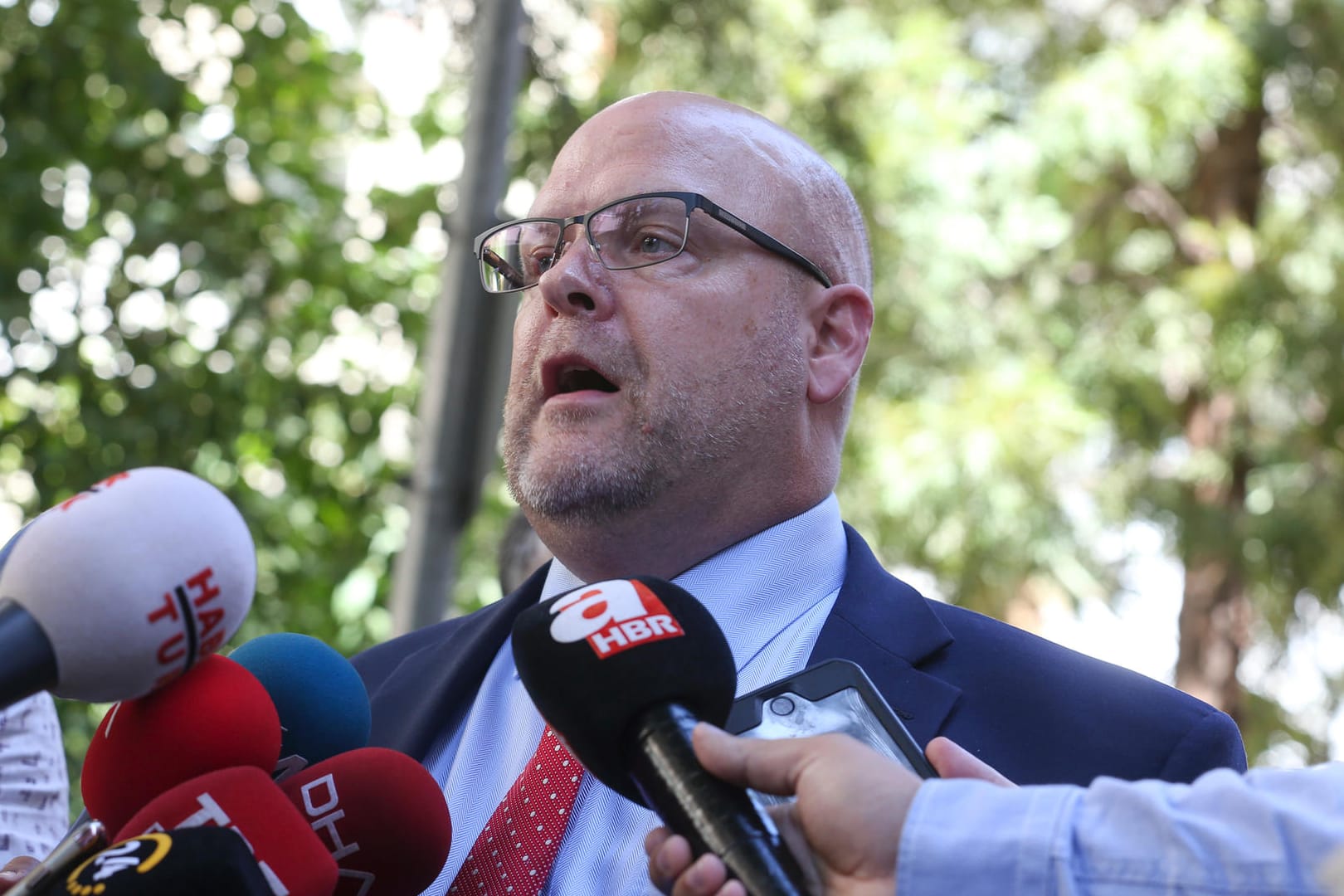 Jeffrey Hovelier: Derweil habe auch der Verteidiger des US-Pastors erneut dessen Freilassung gefordert.