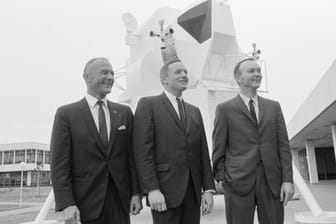 Buzz Aldrin, Neil Armstrong und Michael Collins: Das Foto der Crew von Apollo 11 wurde ist nur wenige Monate vor ihrer Abreise zum Mond entstanden.