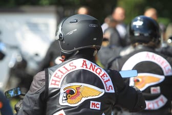 Mitglieder der Hells Angels: Der Hamburger Polizei ist ein schwerer Schlag gegen die Organisierte Kriminalität geglückt.