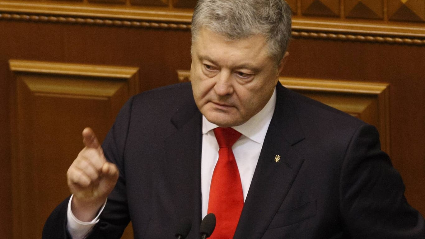Petro Poroschenko: Angesichts des Konflikts mit Russland im Asowschen Meer hat Poroschenko das Kriegsrecht verhängt.