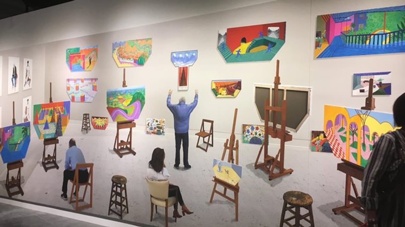 Zu den Exponaten der Kunstmesse Art Basel in Miami gehört das Gemälde "Inside It Opens Up As Well" des Künstlers David Hockney.