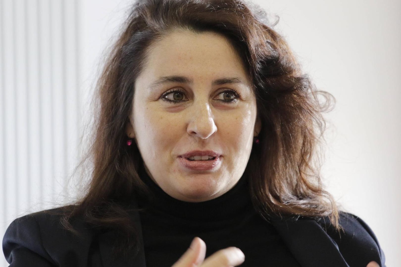 Seda Basay Yildiz: Die Frankfurter Anwältin hat erneut ein rechtsextremes Drohfax erhalten.