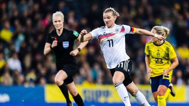 DFB-Stürmerin Alexandra Popp in Aktion.