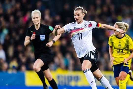 DFB-Stürmerin Alexandra Popp in Aktion.