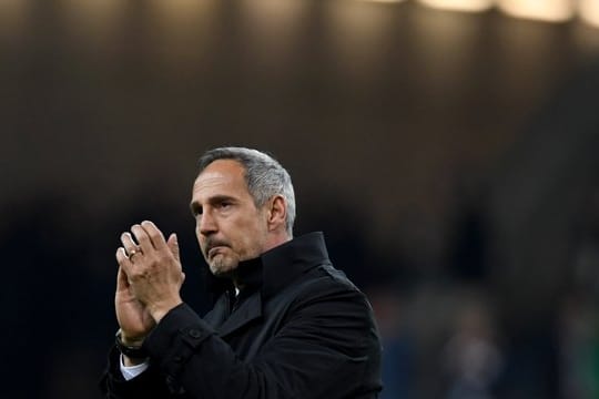 Frankfurts Cheftrainer Adi Hütter hat mit seinem Team Erfolg.