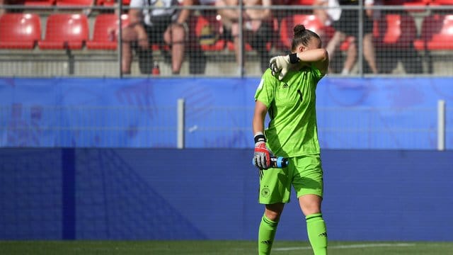 Almuth Schult muss nach der WM operiert werden.
