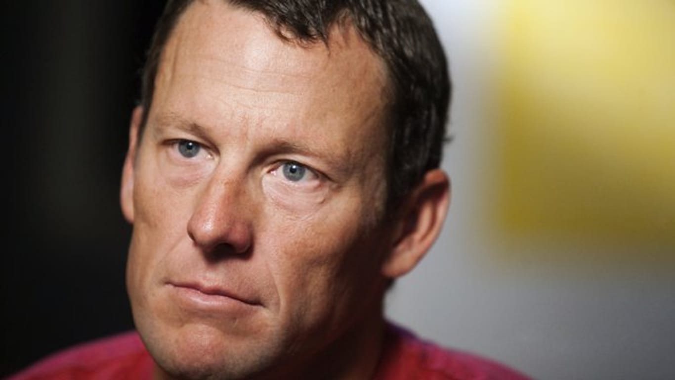 Die Tour de France lässt den einst so übermächtigen und später tief gefallenen Lance Armstrong nicht los.