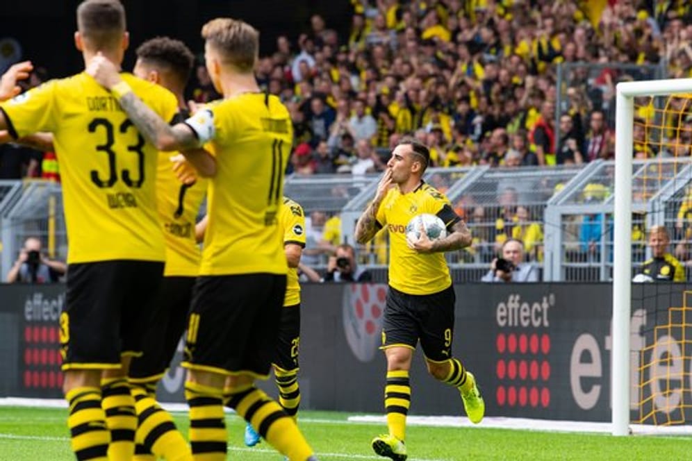 Borussia Dortmund feierte einen klaren Heimsieg gegen den FC Augsburg.