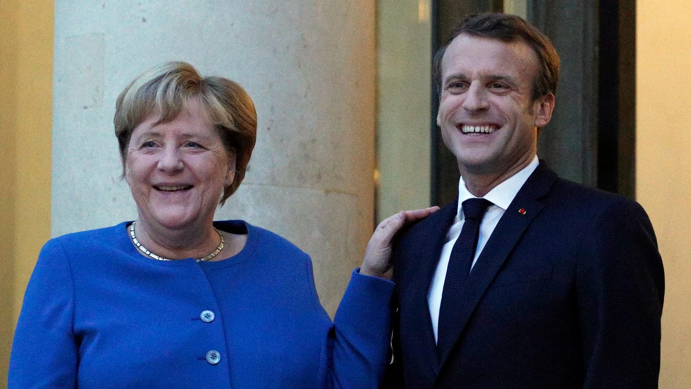 Merkel und Macron am vergangenen Sonntag im Élyséepalast. Heute beraten sie in Toulouse.