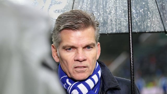 Schlägt vor Fußballspielen ein kontrolliertes Feuerwerk vor: Ingo Wellenreuther, Präsident des Karlsruher SC. Schlägt vor Fußballspielen ein kontrolliertes Feuerwerk vor: Ingo Wellenreuther, Präsident des Karlsruher SC.