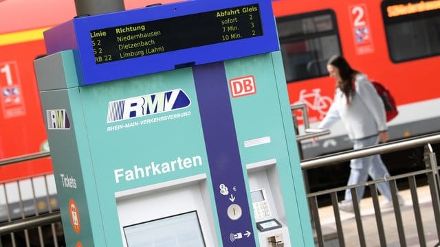 RMV-Fahrkartenautomat