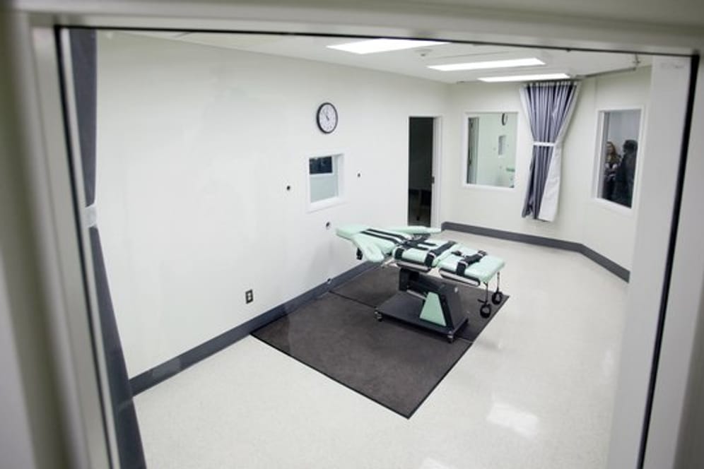 Hinrichtungskammer des San Quentin Gefängnis, in der mit Injektion Urteile vollstreckt werden.