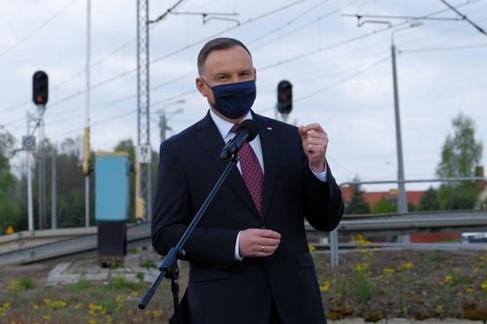 Andrzej Duda, Präsident von Polen, nimmt an einer Pressekonferenz teil.