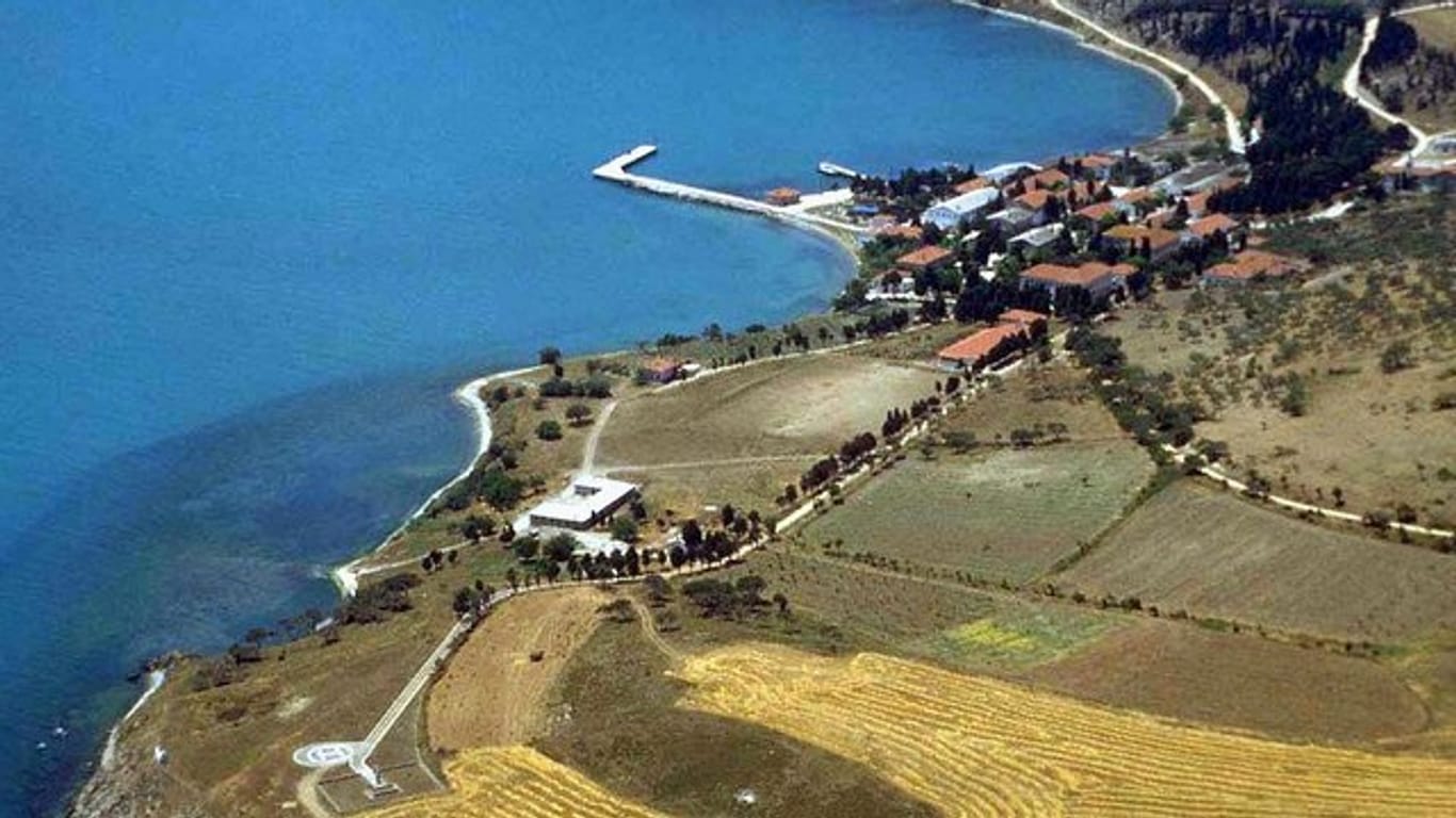 Die Gefängnisinsel Imrali im Marmarameer - hier ist unter anderen der kurdische Rebellenführer Abdullah Öcalan inhaftiert.