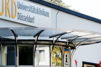 Nach dem Hacker-Angriff auf die Düsseldorfer Uni-Klinik führt eine mögliche Spur der Täter laut Justizministerium nach Russland.