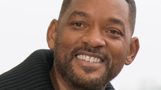 Der Schauspieler Will Smith schenkt auch schon vor Weihnachten.