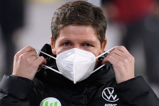 Wird das Corona-Fehlverhalten einiger Spieler nicht ahnden: Wolfsburgs Trainer Oliver Glasner.