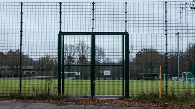 Der Amateur- und Breitensport muss sich erneut mit einem verlängerten Stillstand abfinden. Der Amateur- und Breitensport muss sich erneut mit einem verlängerten Stillstand abfinden.