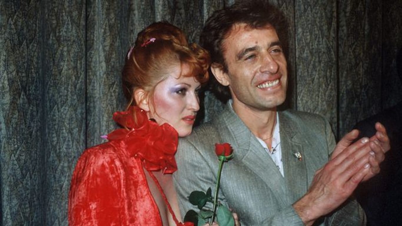 Die Schauspielerin Cleo Kretschmer und ihr Entdecker, der Regisseur Klaus Lemke (1979).