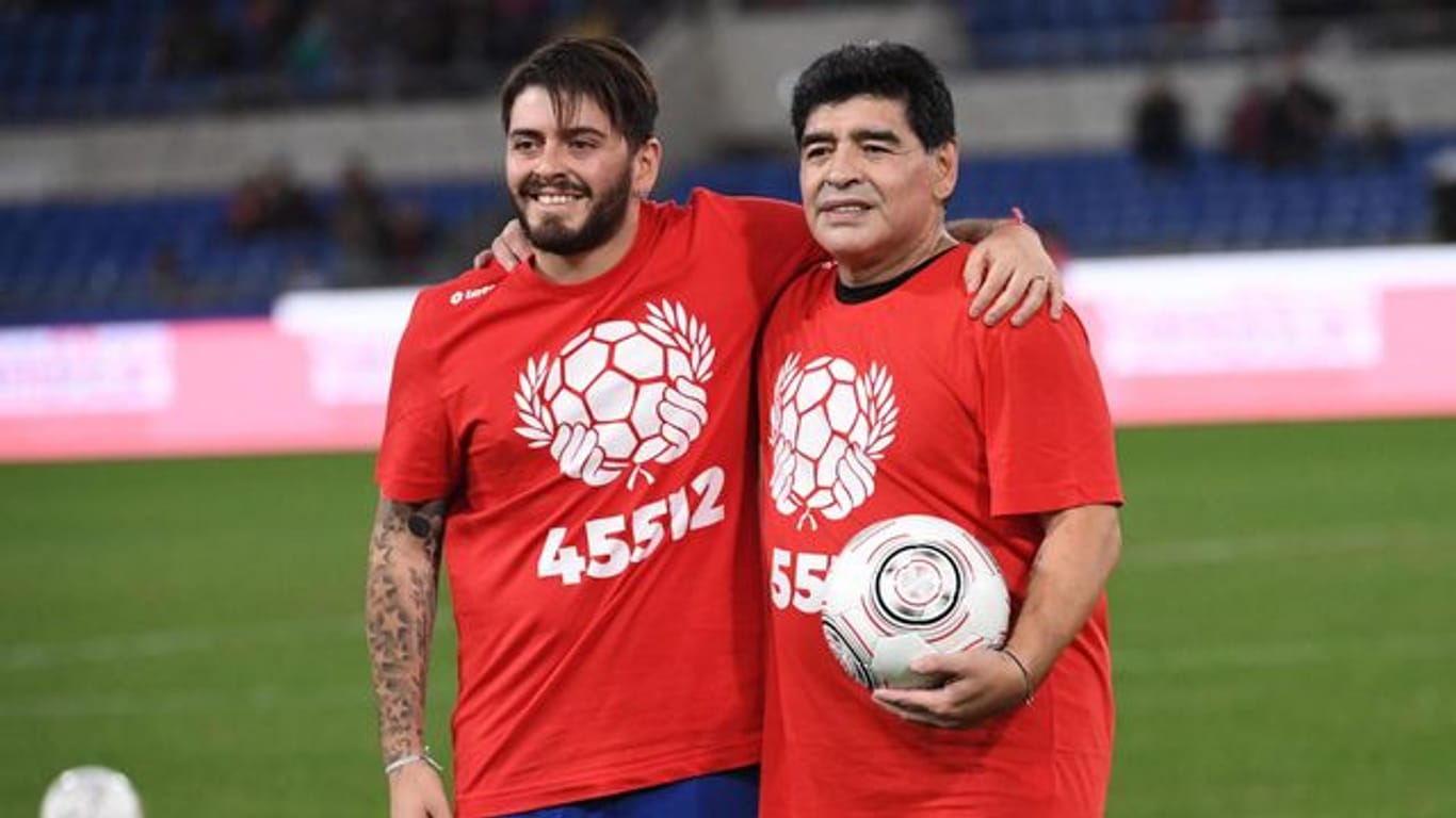 Maradona (r) 2016 mit seinem Sohn Diego Maradona Jr.