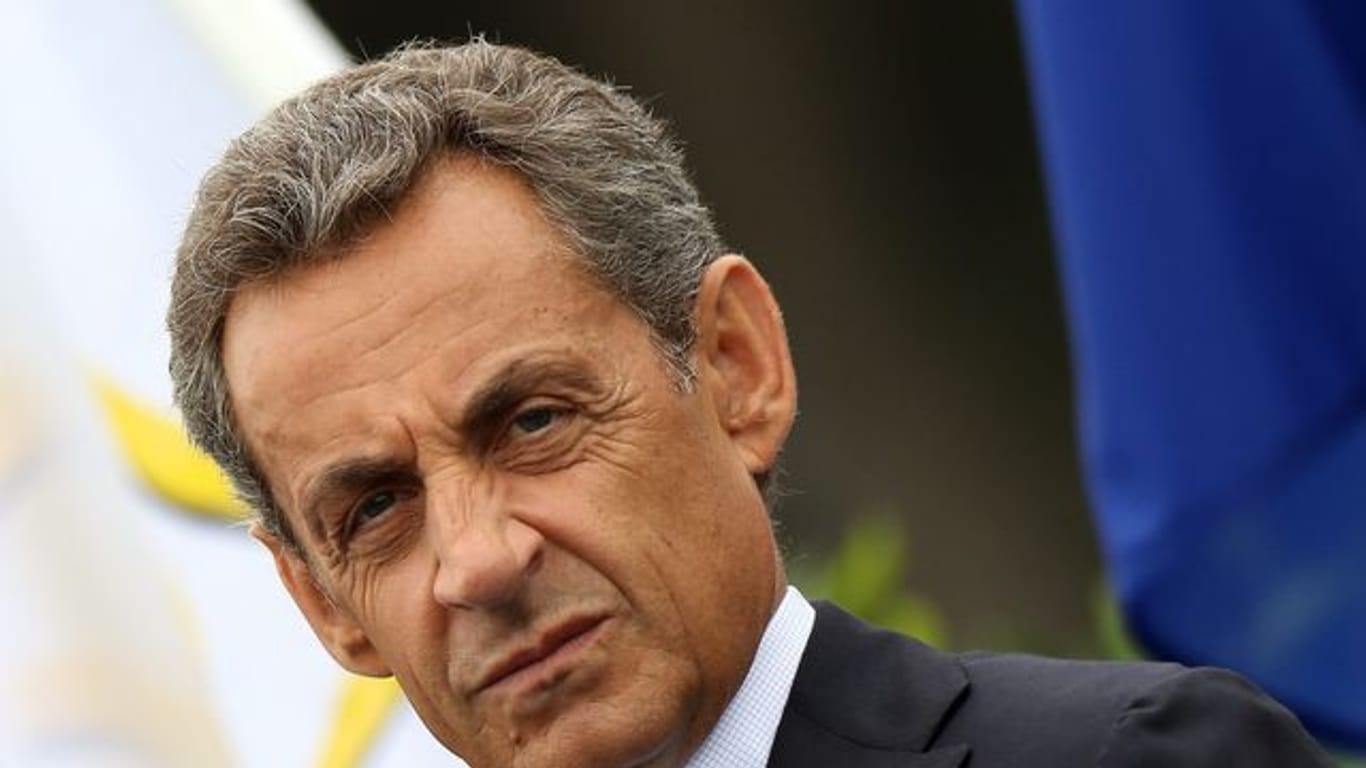 Der vor rund zwei Monaten unterbrochene Prozess gegen Frankreichs Ex-Staatschef Nicolas Sarkozy wird in Paris fortgesetzt (Archiv).