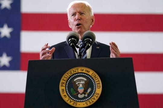 US-Präsident Joe Biden ruft zum Auftakt seiner ersten Europareise zur Verteidigung der Demokratie auf.