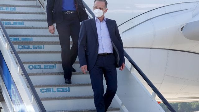 Bundesaußenminister Heiko Maas landet zu Afghanistan-Gesprächen im türkischen Antalya. Bundesaußenminister Heiko Maas landet zu Afghanistan-Gesprächen im türkischen Antalya.