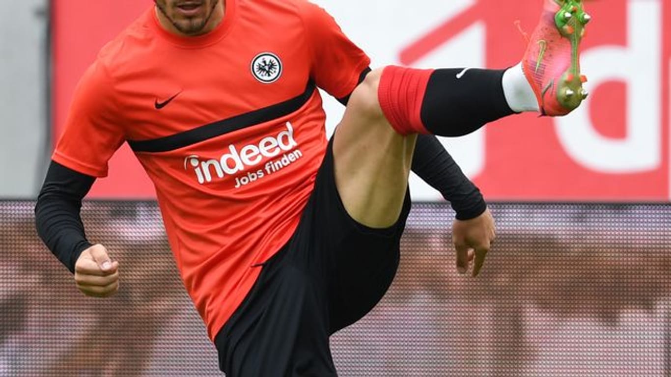 Steht noch bei Eintracht Frankfurt unter Vertrag: Filip Kostic.