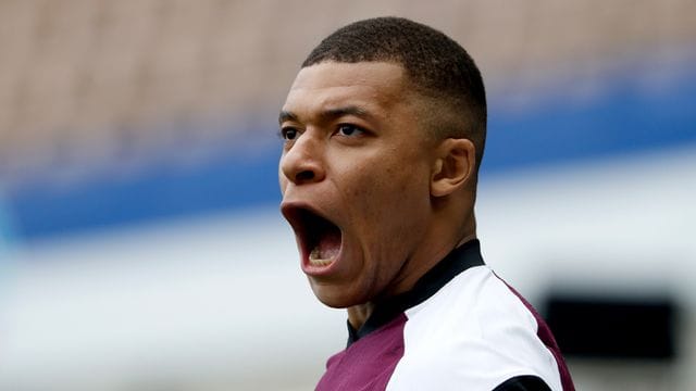 Der Wechsel von PSG-Star Kylian Mbappé zu Real Madrid droht zu platzen. Der Wechsel von PSG-Star Kylian Mbappé zu Real Madrid droht zu platzen.
