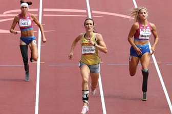 Irmgard Bensusan (M) hat über 200 Meter Silber bei den Paralympics erreicht.