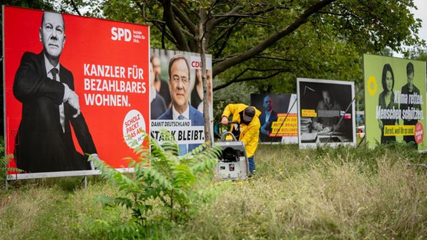 Plakate für die Bundestagswahl in Berlin.