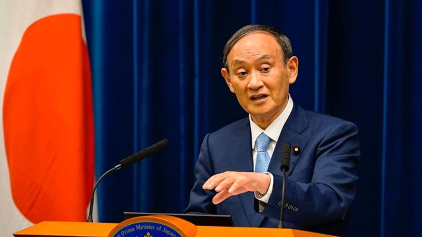 Japans Ministerpräsident Yoshihide Suga will Medienberichten zufolge zurücktreten.
